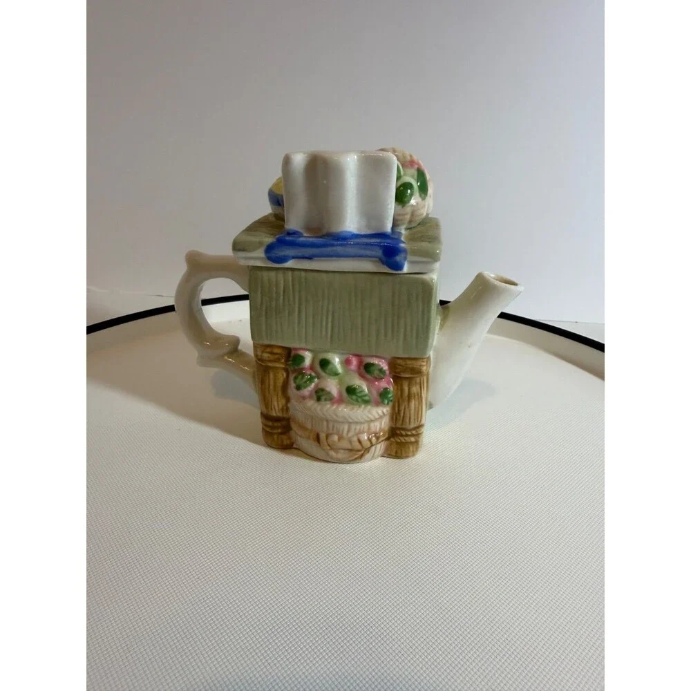 Vintage Teapot Mini Farm Stand Apples Recipes ceramic hand painted & Removable L